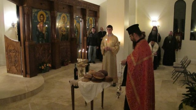 2010stmatthewfirstliturgy014