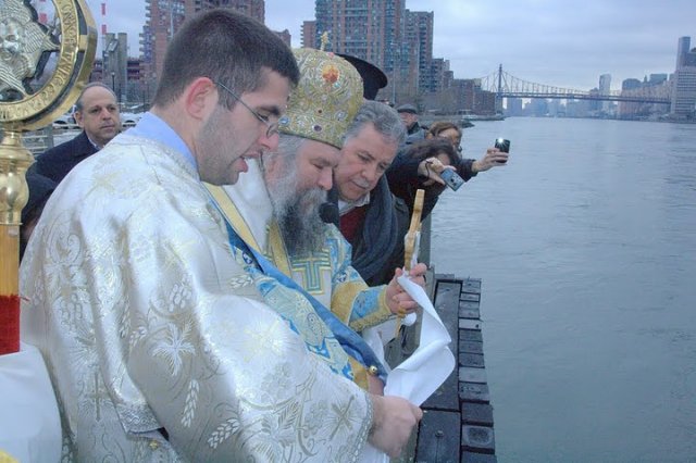 2011nytheophany027